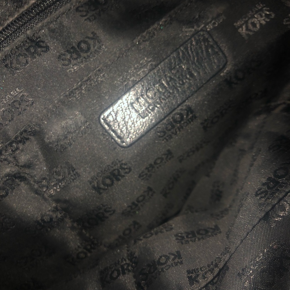 Michael Kors purse - Picture 5 of 5